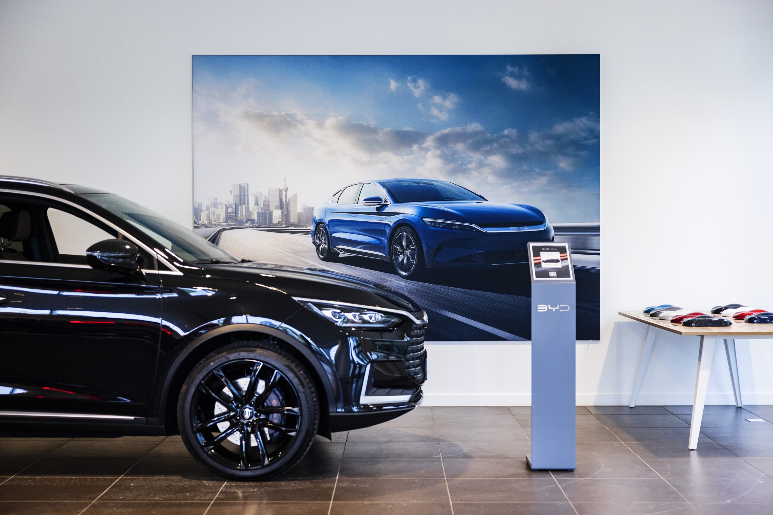 Showroom van een BYD-dealer in Rotterdam. Foto: ANP / Hollandse-Hoogte / Ramon van Flymen.