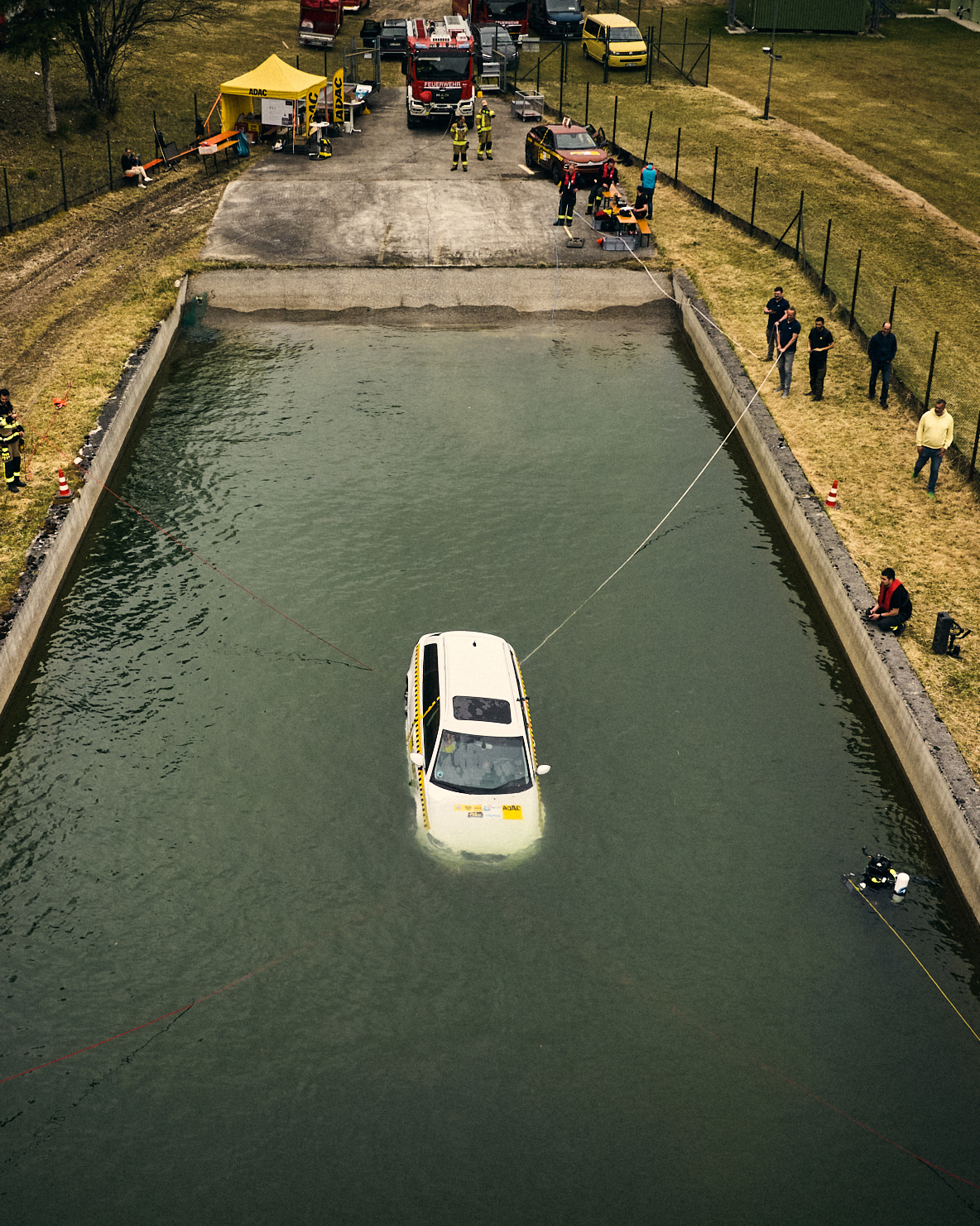 Auto te water is goed voor een kwart van de dodelijke slachtoffers in personenauto's.
