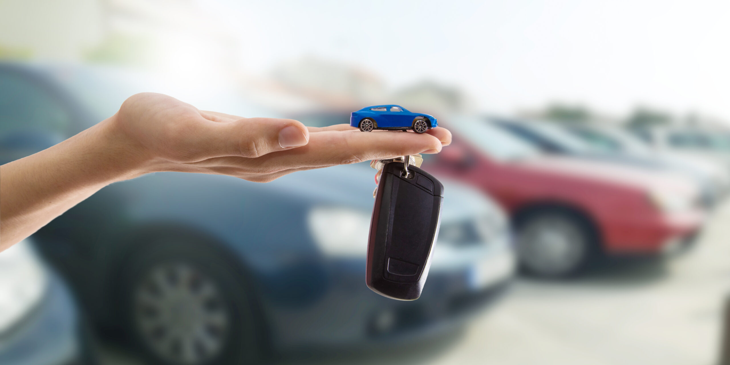Gebruikte auto's zijn populair vanwege de stijgende prijzen van nieuwe auto's. Foto: Shutterstock