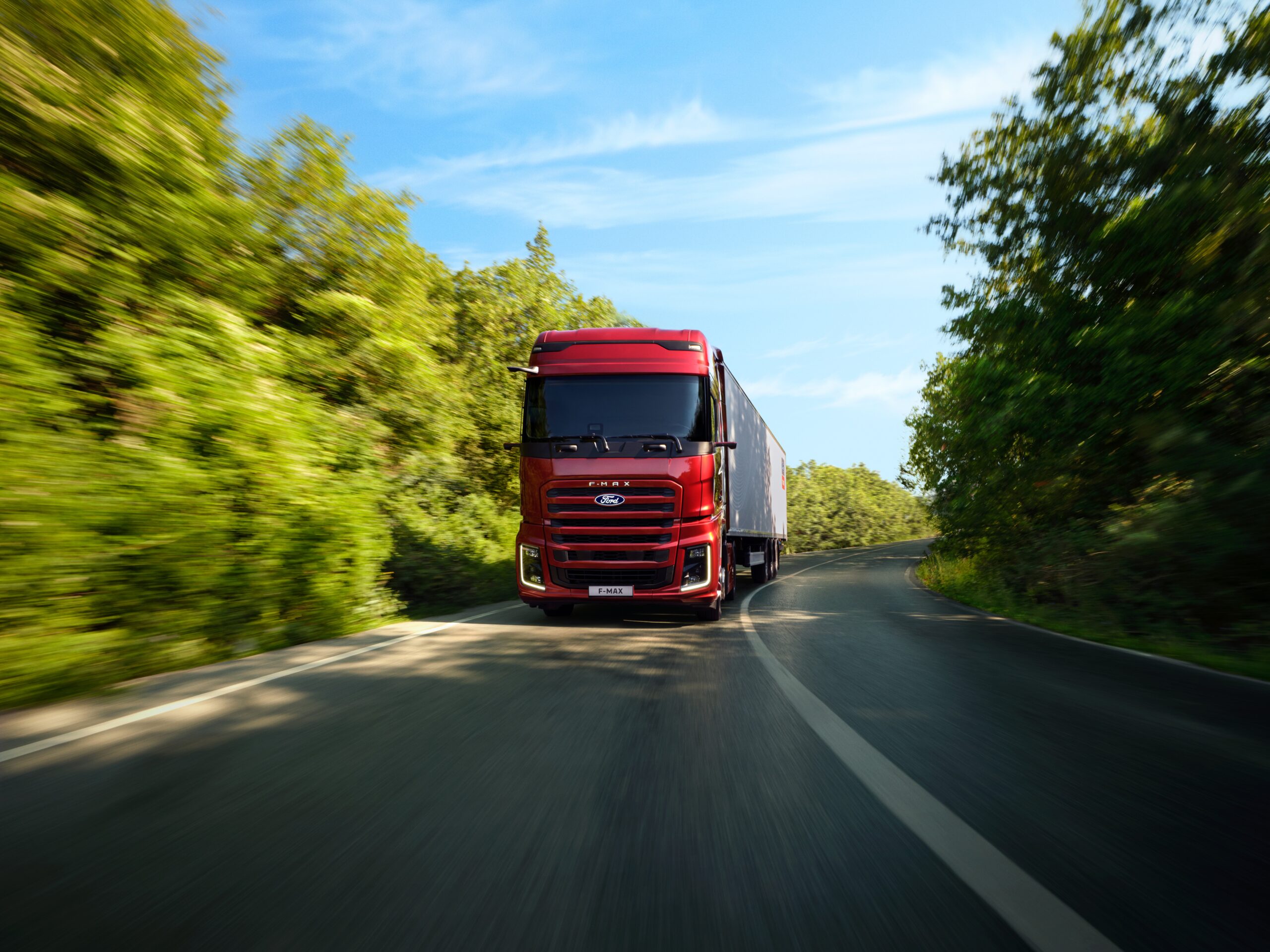 De nieuwe Ford F-MAX biedt krachtige prestaties, geavanceerde technologie en een strak design voor de toekomst van transport. Foto: Ford Trucks Nederland