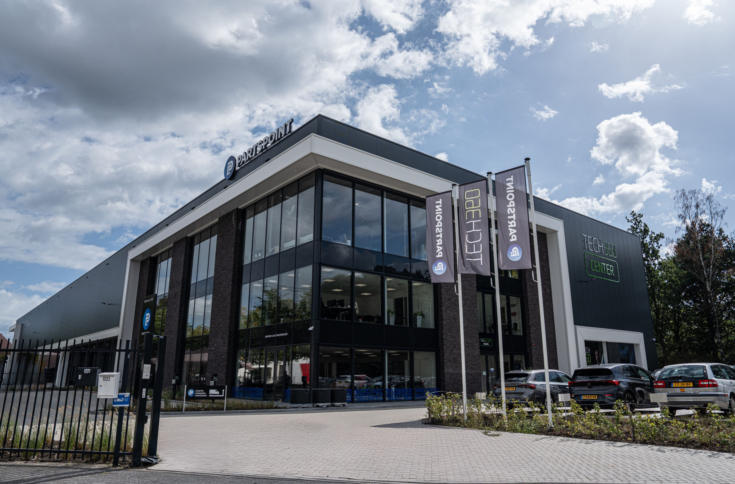 PartsPoint pakt groot uit met nieuwe vestiging in Son.