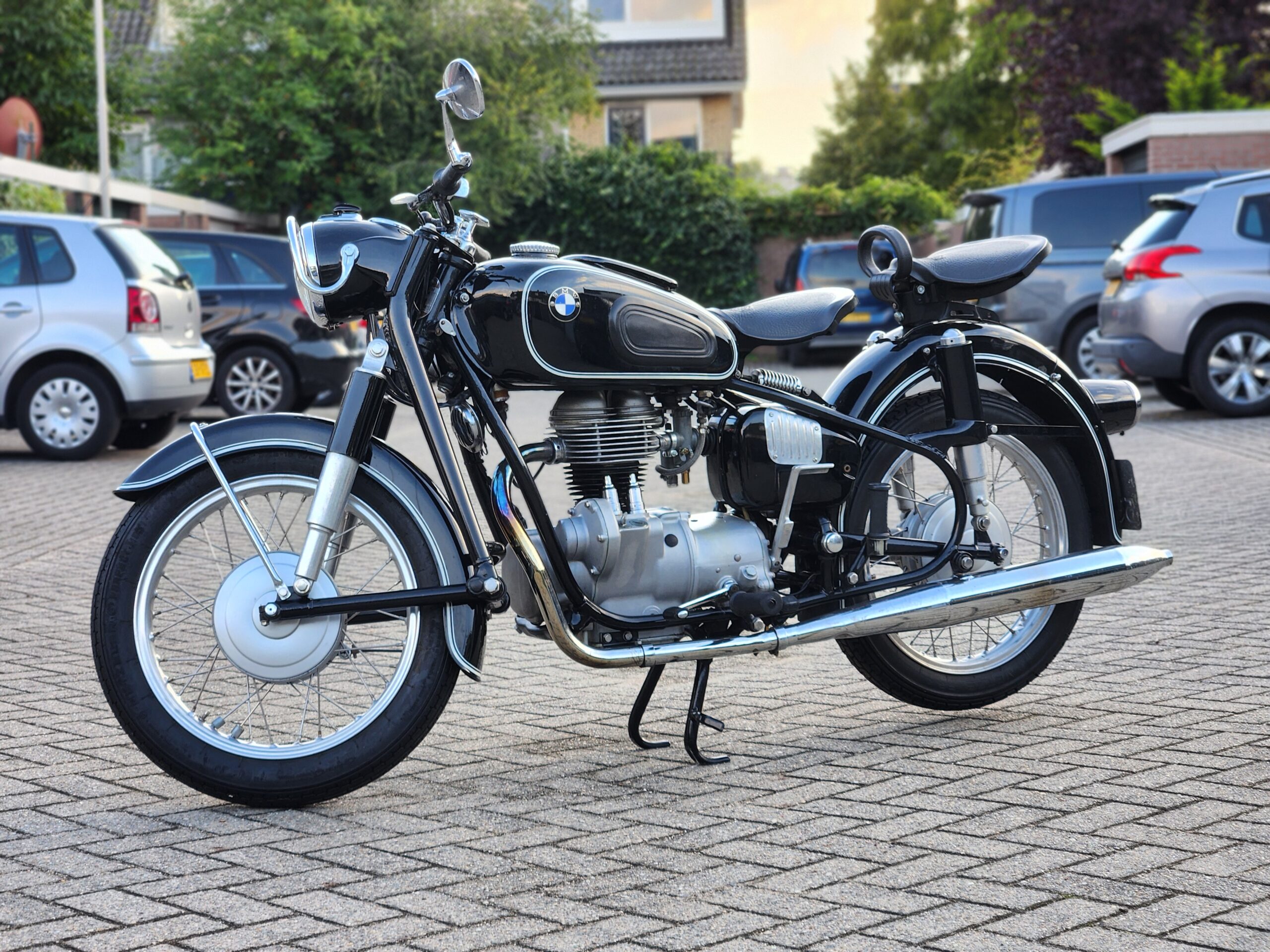 De BMW R27 van Ger uit 1961 verkeerde tien jaar geleden in onberispelijke conditie. Vandaag, nog steeds.