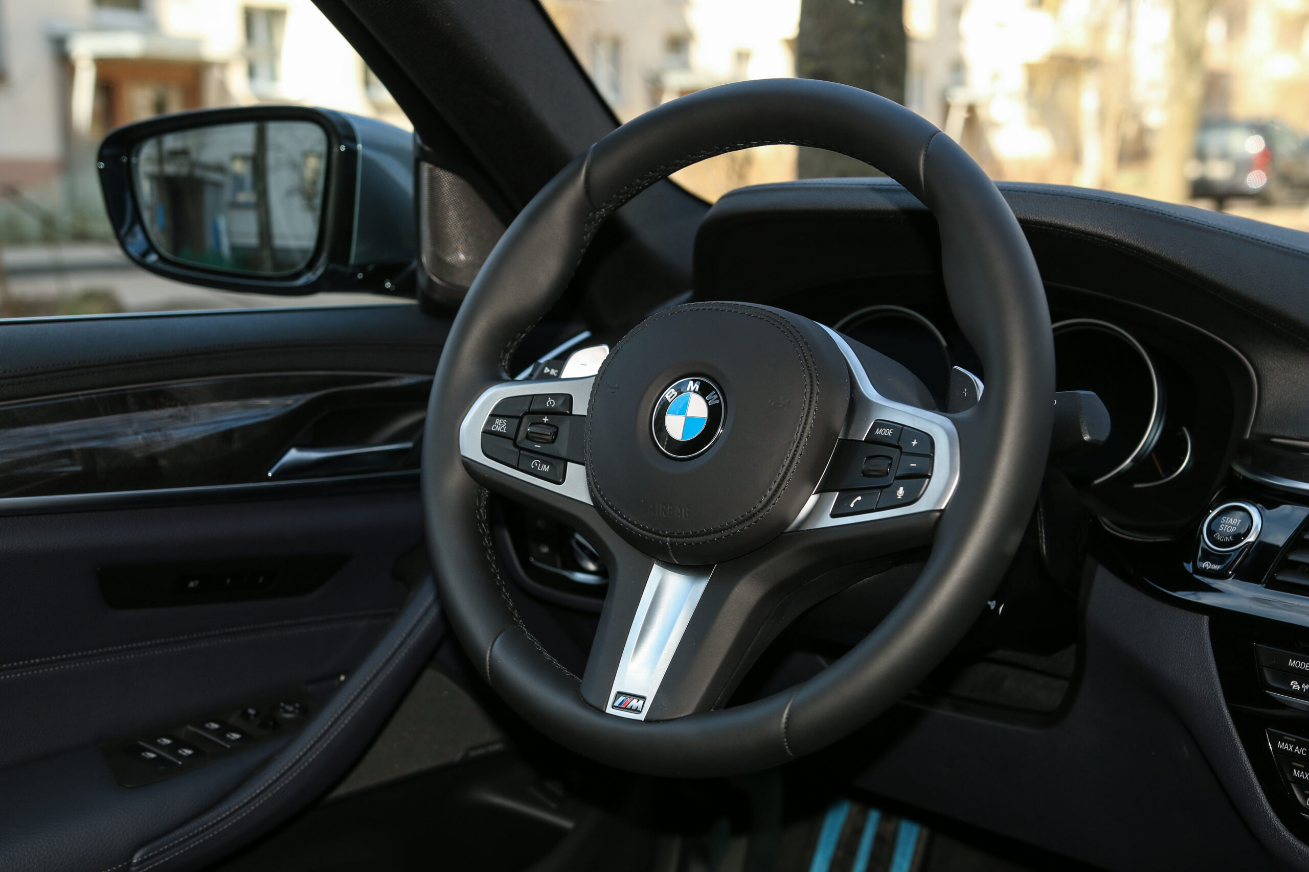BMW adviseert eigenaren hun auto in de buitenlucht te parkeren totdat de startmotor is vervangen. Foto: Shutterstock