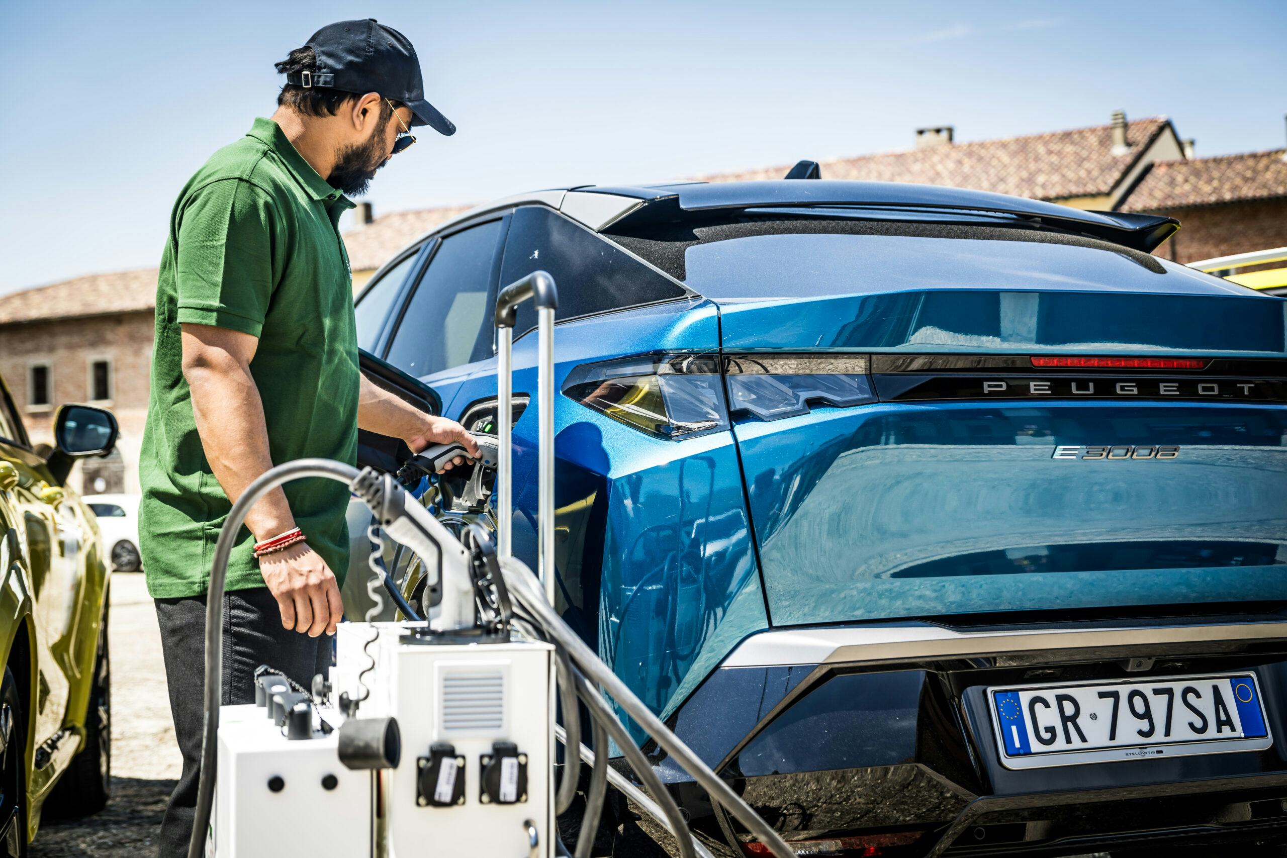 Volle batterij, op pad. Maar hoe ver komt een EV in de praktijk nou echt?