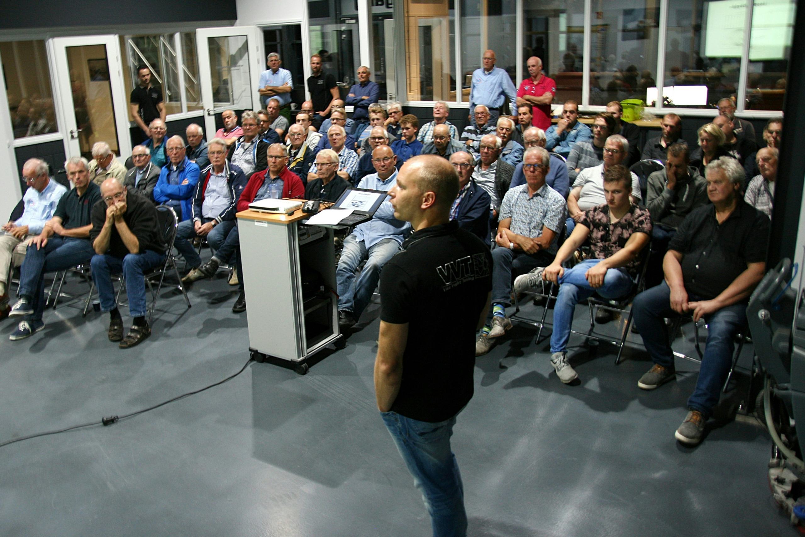 Volle bak! Afdeling Groningen organiseert in 2018 een ATC-lezing bij Van Vught Tuning in Marum.