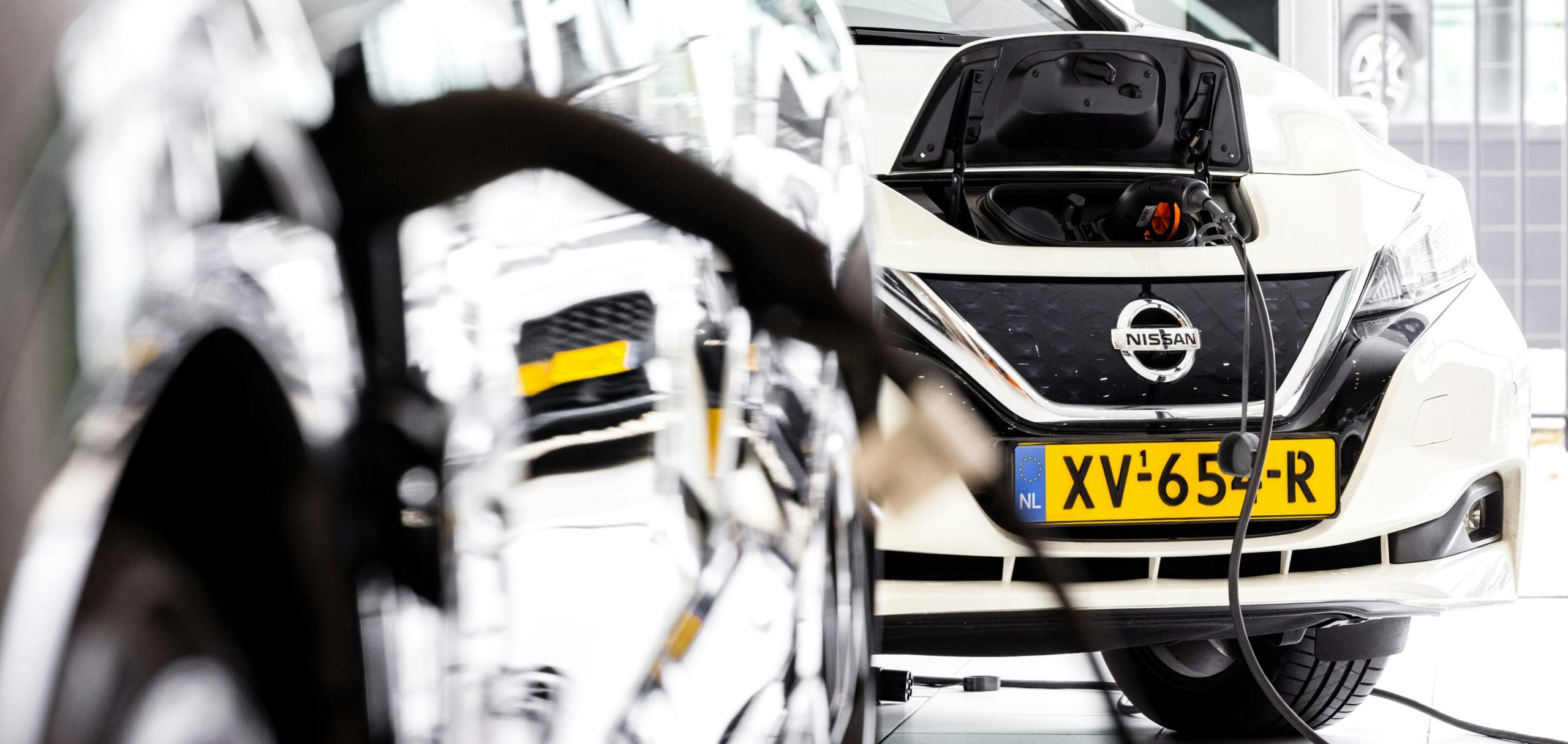 Gebruikte EV's: ga je met de stroom mee als autobedrijf? En wat moet je dan doen? - Foto: ANP/Rob Engelaar