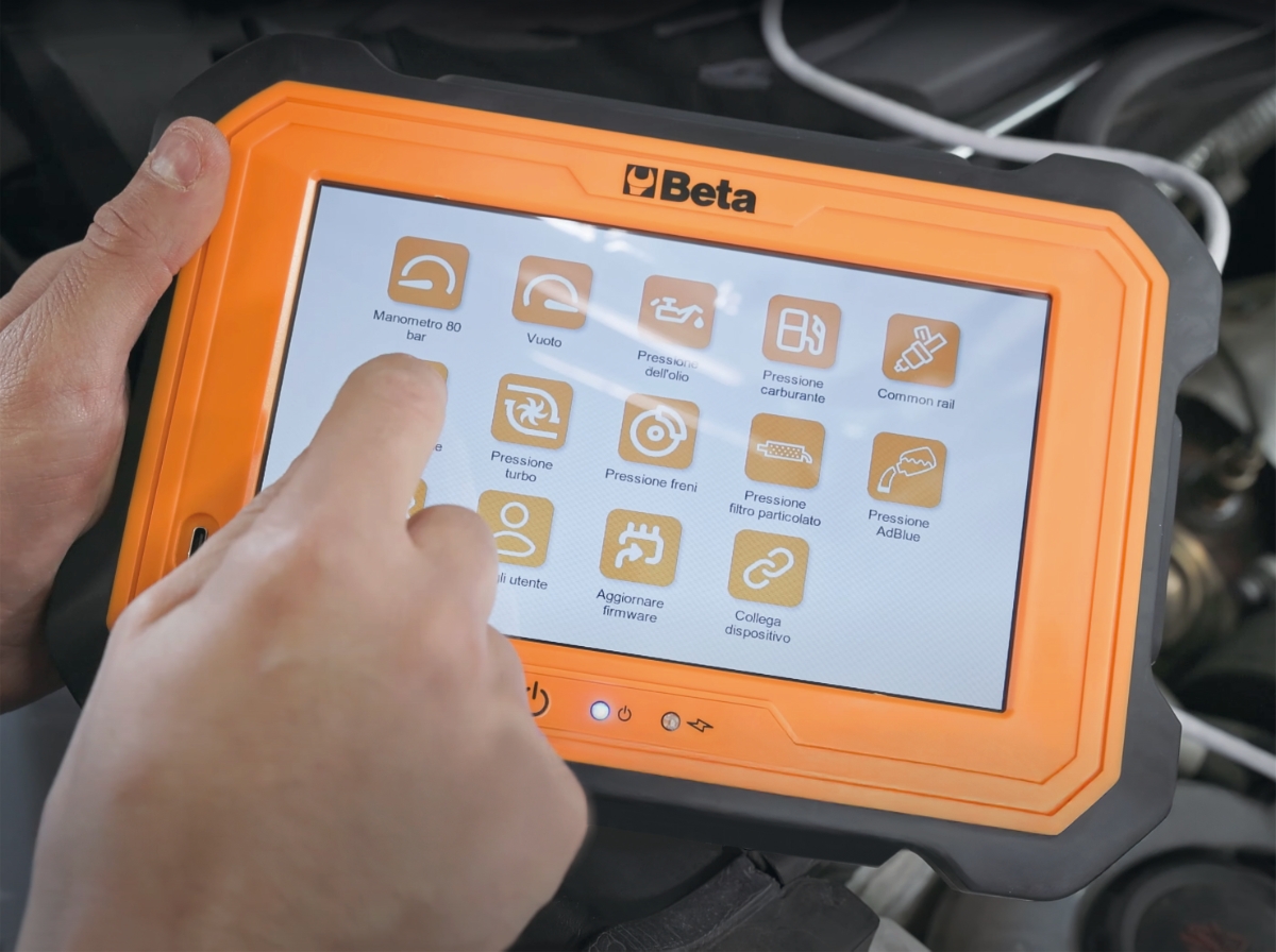 De meetresultaten van de Beta 1464T worden grafisch of numeriek weergegeven op het 8-inch touchscreen.