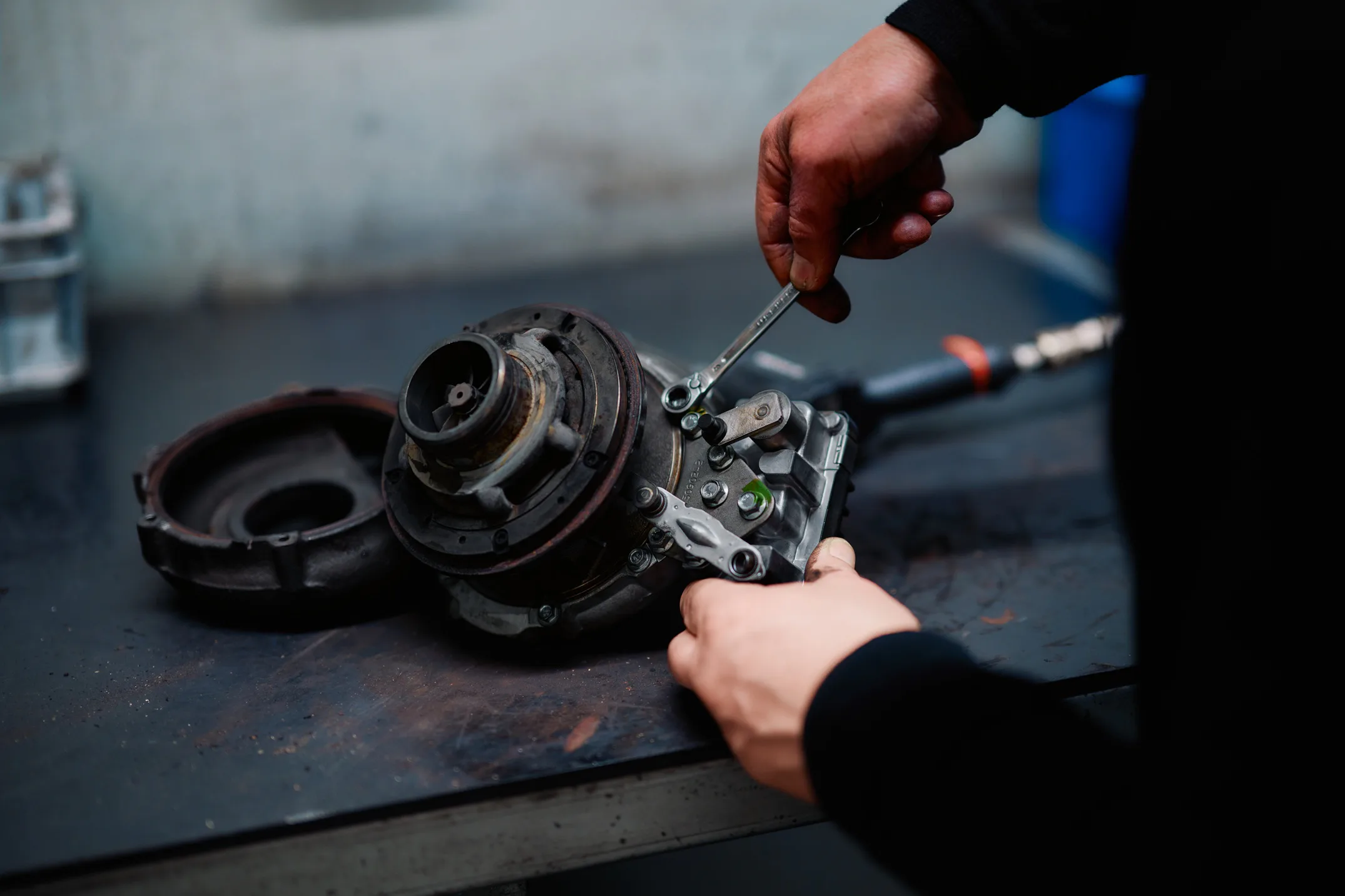 Hoe monteurs grip houden terwijl alles versnelt