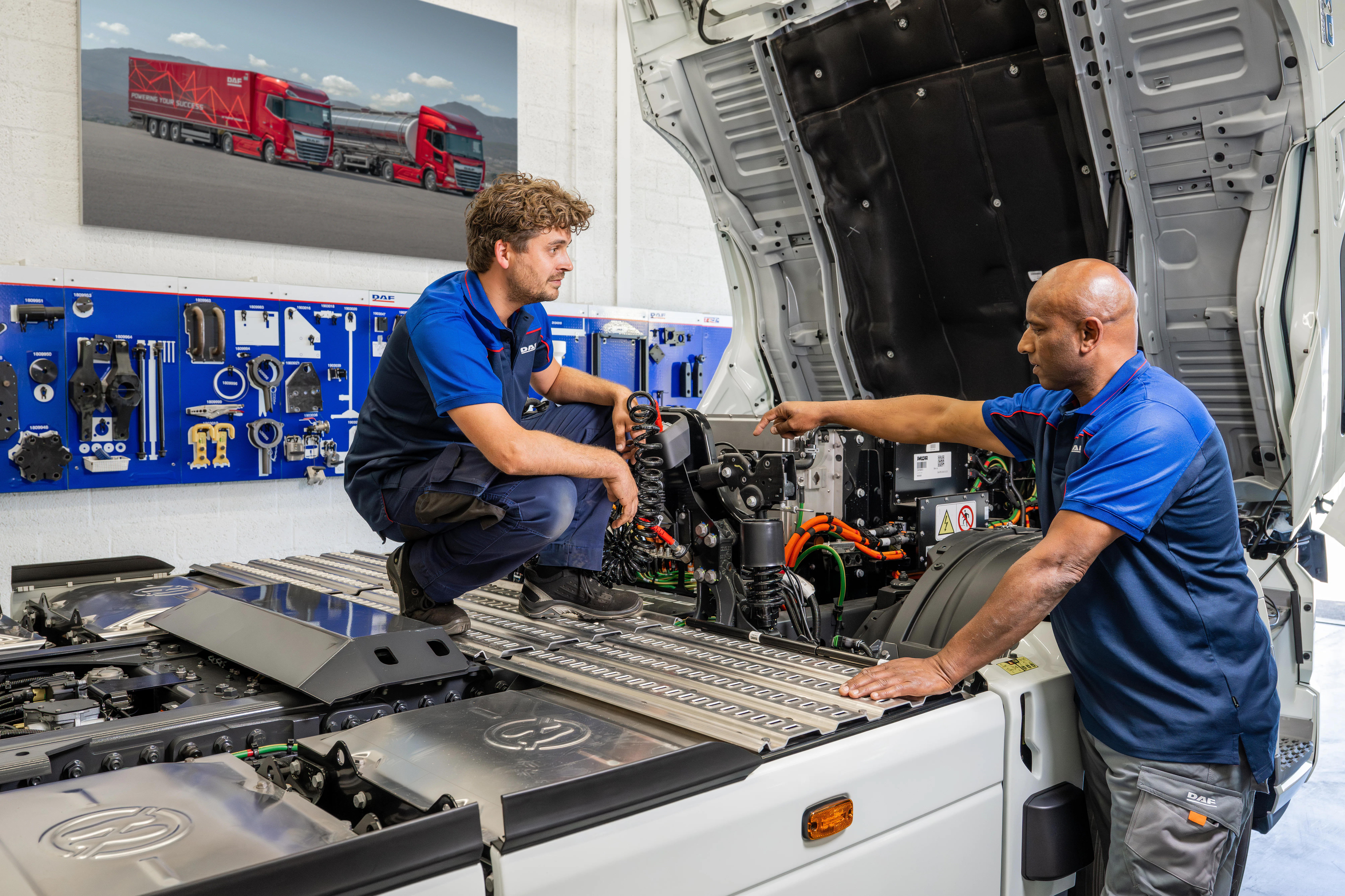 Alle DAF-modellen - XB, XD, XF, XG en XG+ - worden inmiddels óók volledig elektrisch aangeboden.