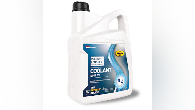 De nieuwe labels verschijnen op alle verpakkingen, zoals hier op de 5 liter flacon. Het blauwe label heeft een frisse, premium uitstraling.