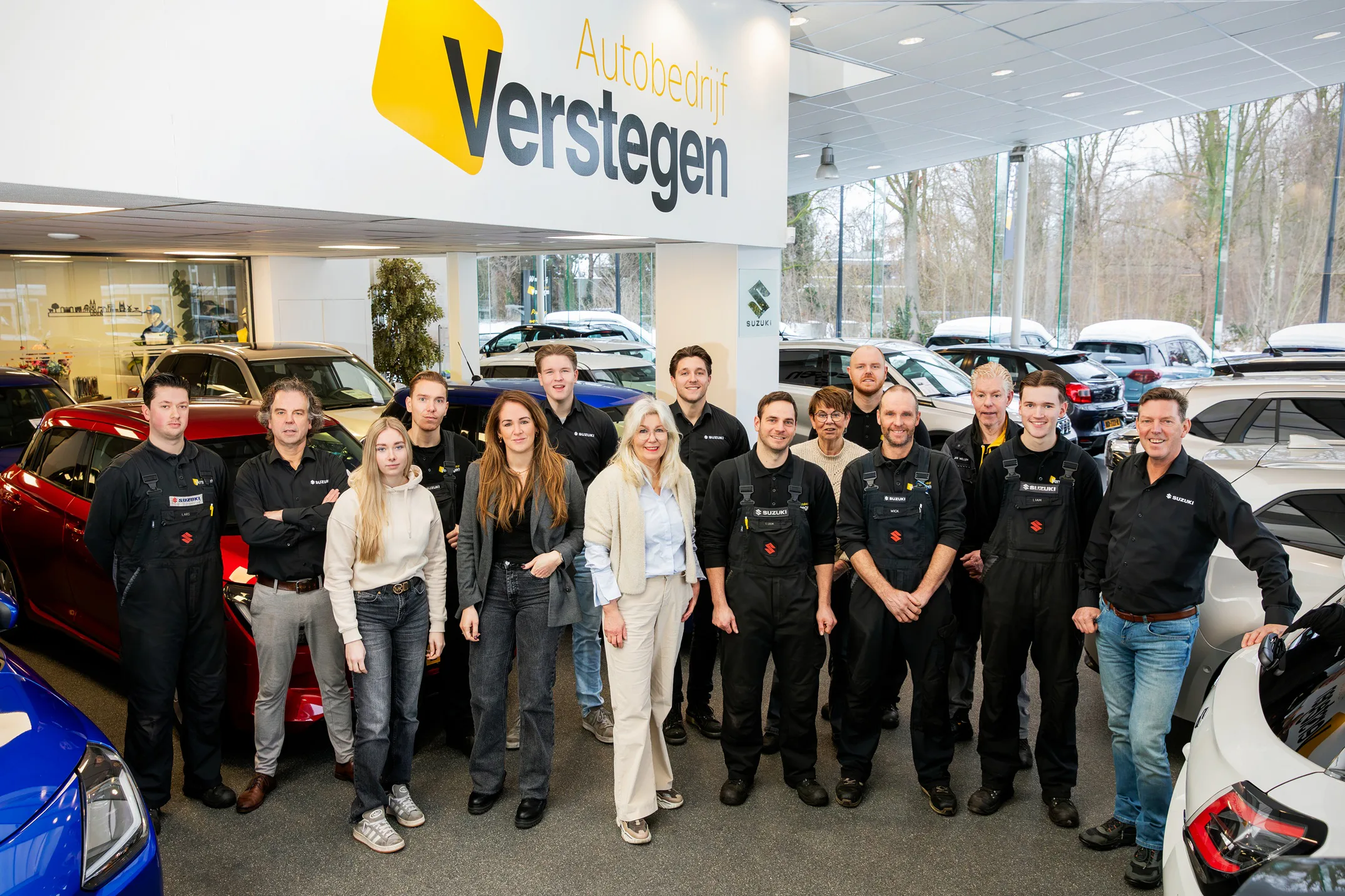 Het team van Autobedrijf Verstegen.