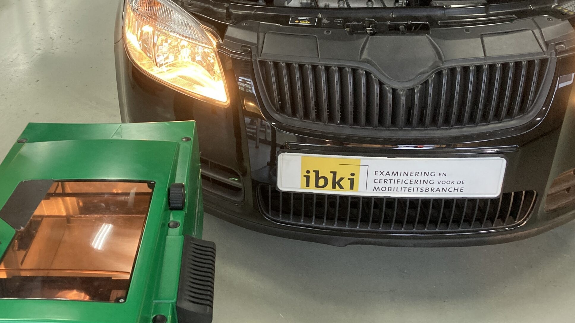 Wat doet IBKI om de slagingskans op het eerste examen APK keurmeester te verbeteren? Én wat kan je zelf doen!
