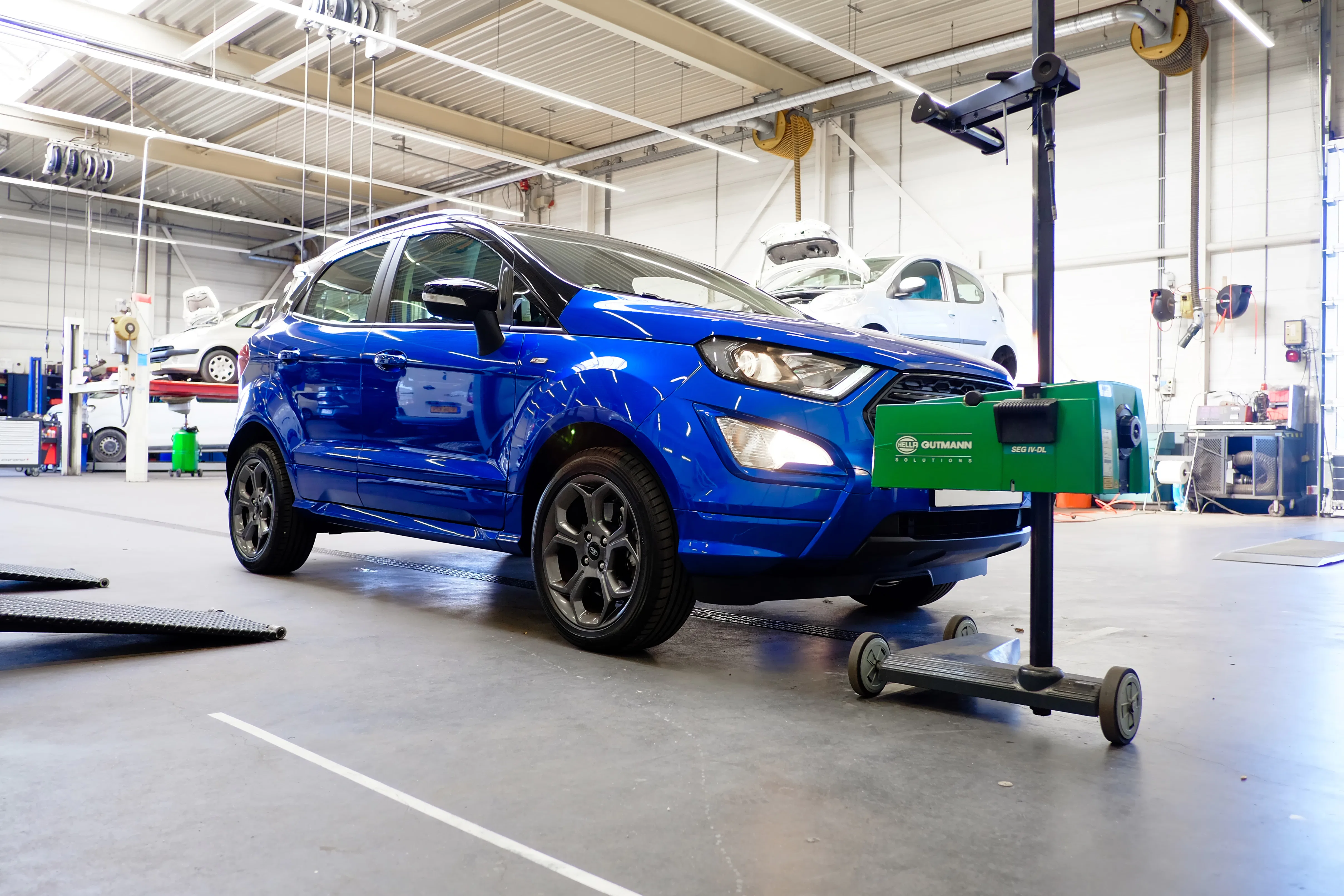 Kunnen automobilisten in Vlaanderen straks voor de keuring ook gewoon naar het autobedrijf? - Foto: ANP