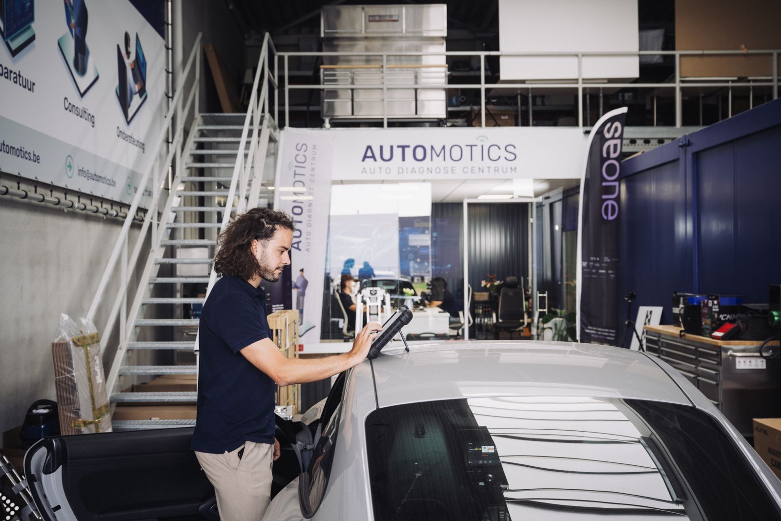 Een moderne auto herbergt talloze kostbare modules. Een snelle scan vertelt je hoe gezond die zijn. - Foto's: Caralyzer